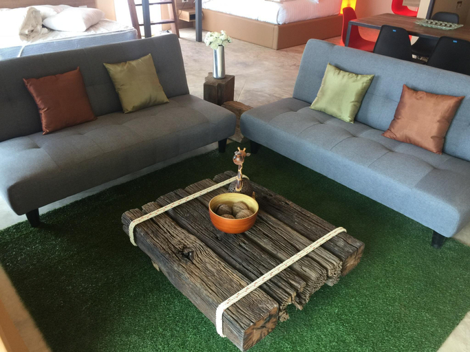Public Area 2, RedZ Resort, Muang Phetchaburi