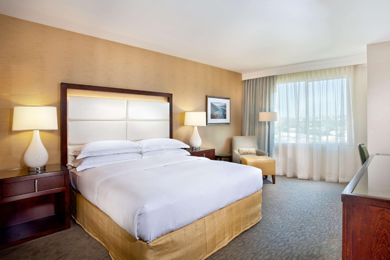 Bedroom 3, Cape Rey Carlsbad Beach, a Hilton Resort and Spa, San Diego