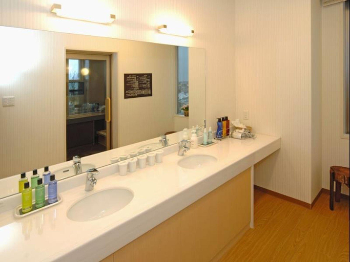 Bathroom, La Vista Kushirogawa Hotel Natural Hot Spring, Kushiro City