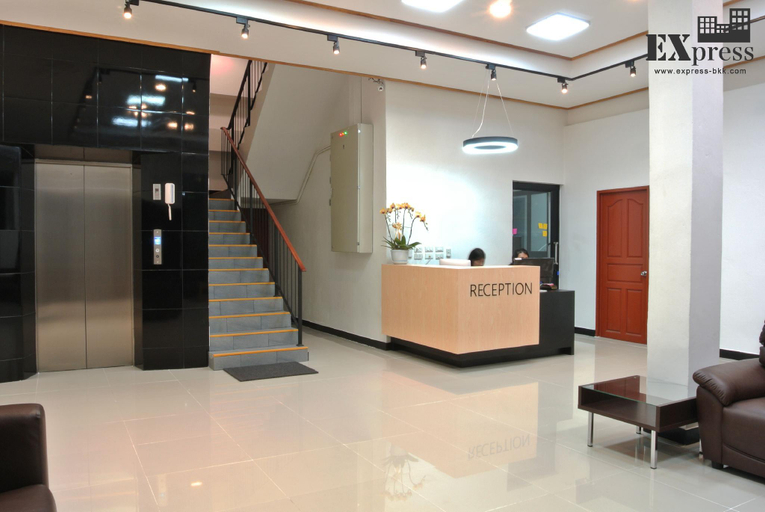 Public Area 2, Express Hostel, Sathorn