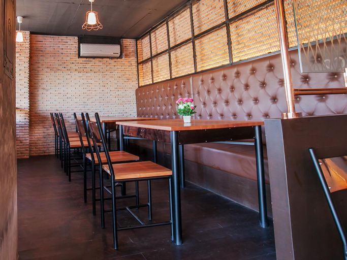 Food & Drinks 5, B2 Jomtien Pattaya Boutique & Budget Hotel, Pattaya