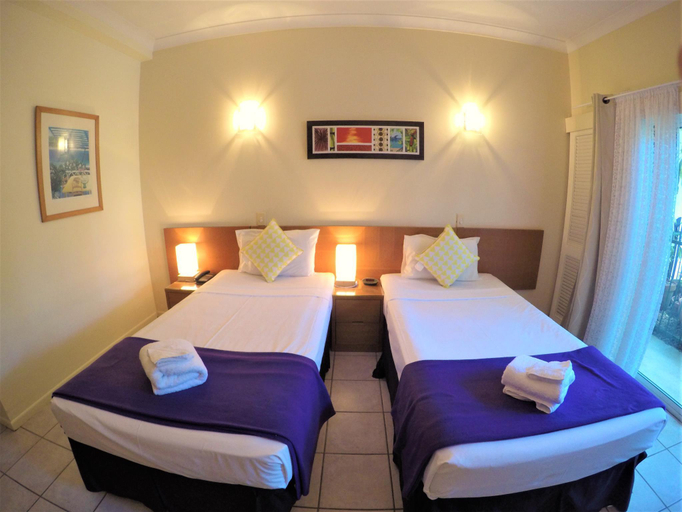 Bedroom 3, Crystal Garden Resort Restaurant, Cairns