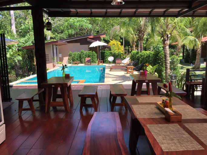 Food & Drinks 4, Baan Suan Rim Klong, Ko Lanta