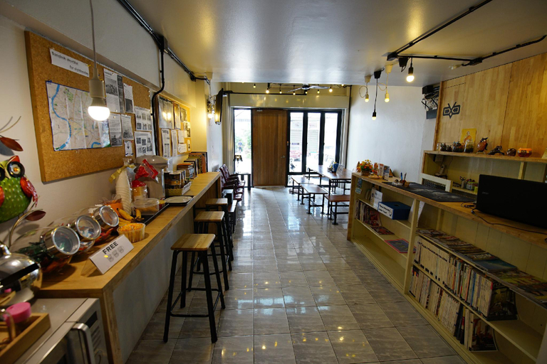 Food & Drinks 2, Sleep Owl Hostel, Don Muang