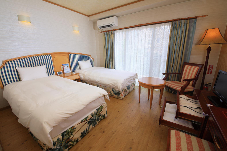 Bedroom 3, Seaside Hotel The Beach, Chatan