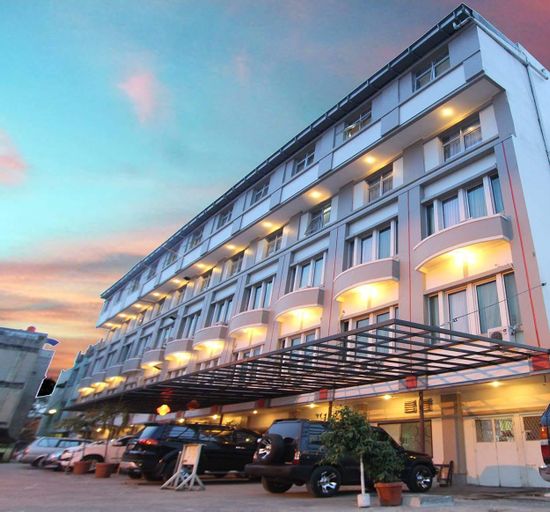 Exterior & Views 1, Classie Hotel Palembang, Palembang