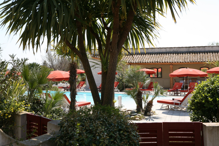 Exterior & Views 2, Hotel L' Estelle en Camargue, Bouches-du-Rhône
