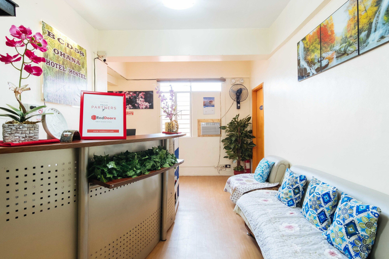 Public Area 4, RedDoorz @ Vicente Street Espana Manila, Manila City