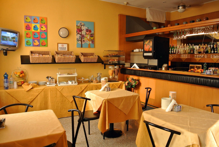 Food & Drinks 4, Giardino, Milano