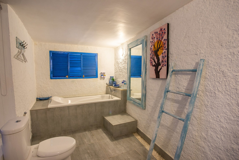 Santorini Beach Resort, Lombok