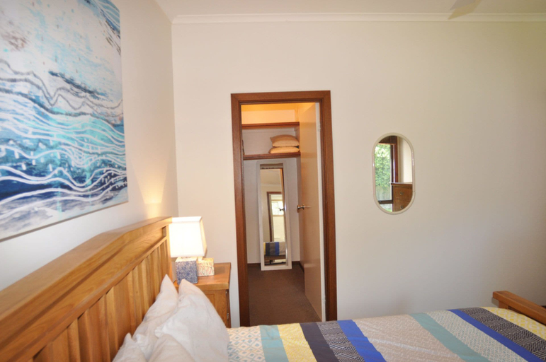 Public Area 2, Inlet Dreaming - Free Wifi, Bass Coast Bal
