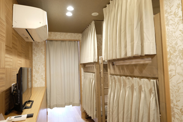 Bedroom 4, Ookini Hotels Ota Road Apartment, Osaka