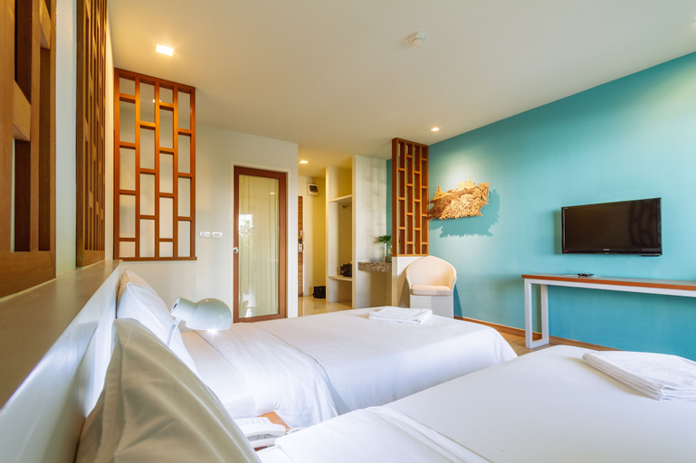 Siamaze Hostel, Din Dang