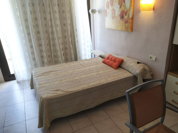 Bedroom 3, Apartamentos Eurhostal 3000, Castellón