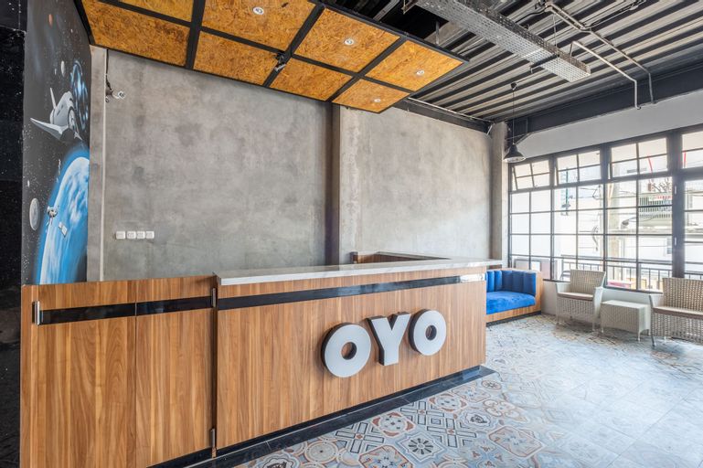 OYO 944 Doorman Guest House, Bandung