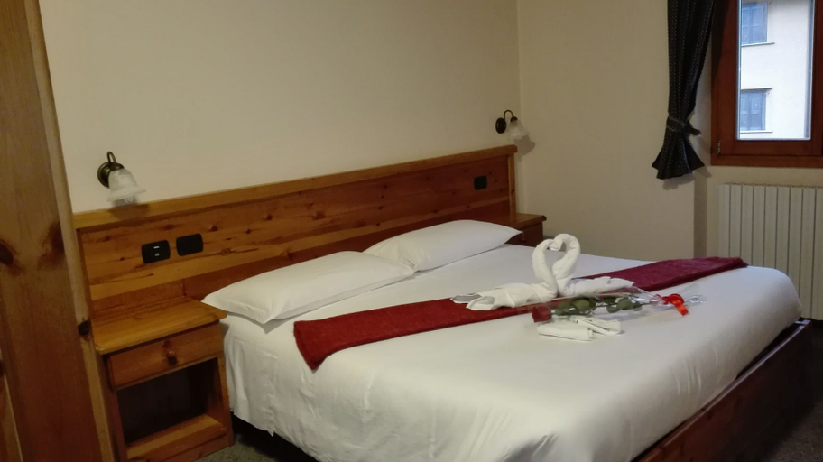 Bedroom 4, Hotel Ristorante Valle Del Bitto, Sondrio