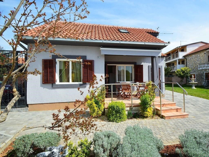 Exterior & Views 2, Holiday House Tina Tribunj, Vodice