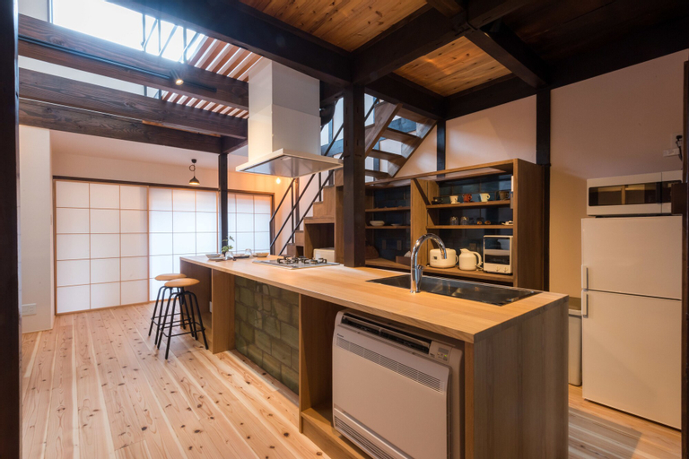 Cymbidium House Kyoto, Kyoto