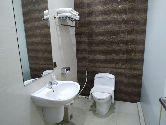 Thongs Inn Hotel Kualanamu, Deli Serdang