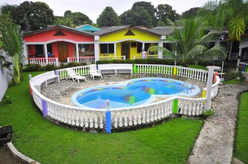 Rainbow Village, La Ceiba