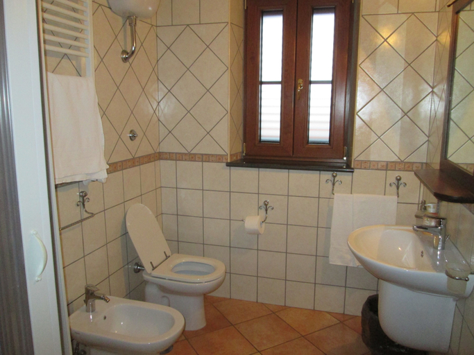 Bathroom 4, Luna D'Agerola, Napoli