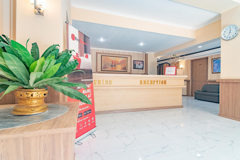 RedDoorz @ Cipaku, Bandung