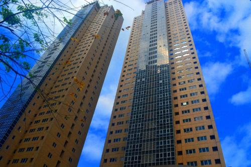 South of Market Private Residences, Makati City