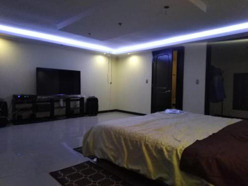 Hostal W, Subachoque
