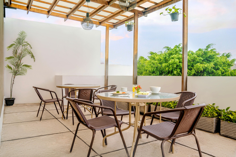 LeGreen Suite Poso, Central Jakarta