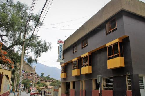 Hostal Internacional, Oyon