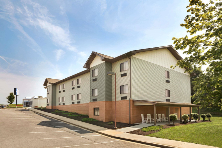 Travelodge by Wyndham Brunswick near Fredrick, Frederick