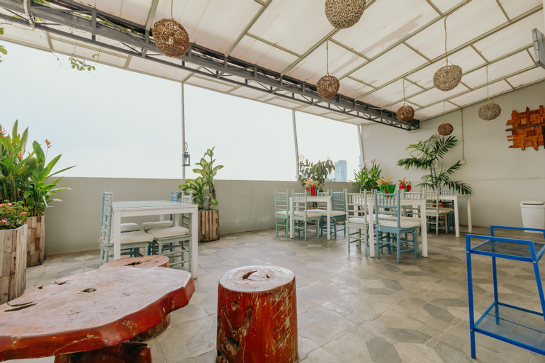 Urbanest Inn House TB Simatupang, Jakarta Selatan