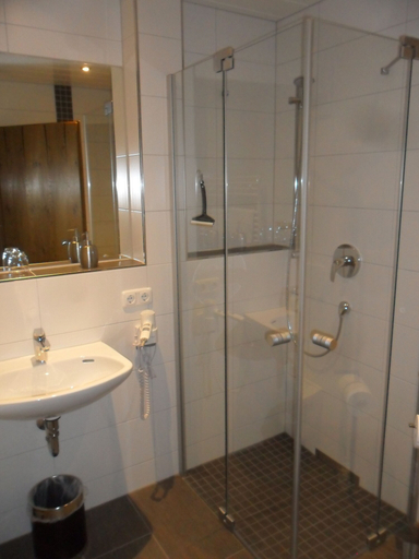 Bathroom 4, Berggasthof Pechhausl, Berchtesgadener Land