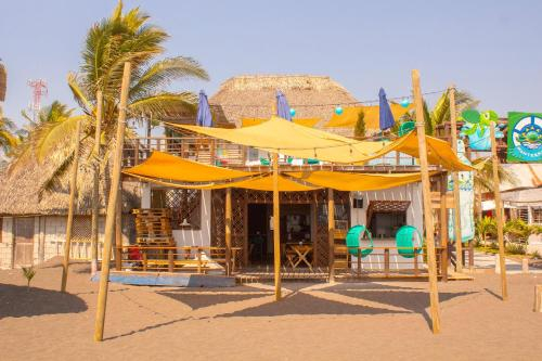 The Black Sand Beachhouse, Taxisco