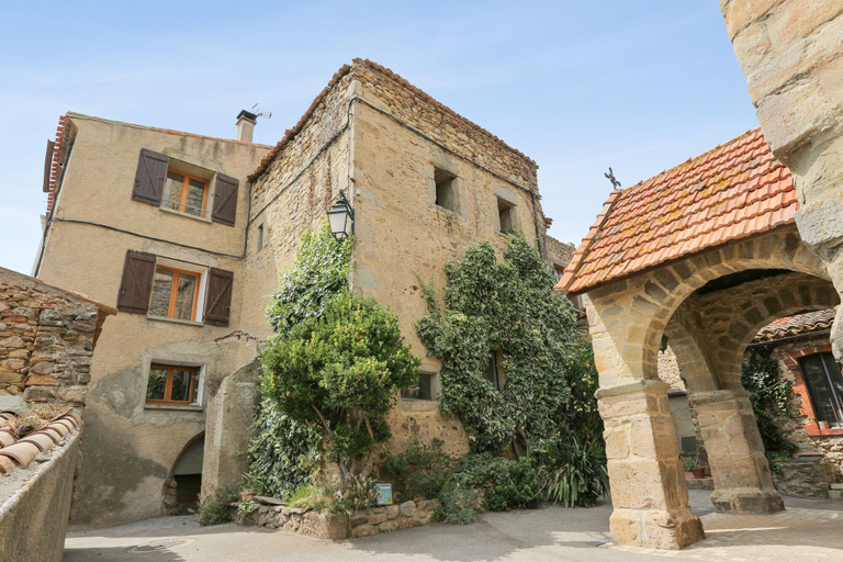 Exterior & Views 2, Au Chateau de Villelongue B&B, Aude