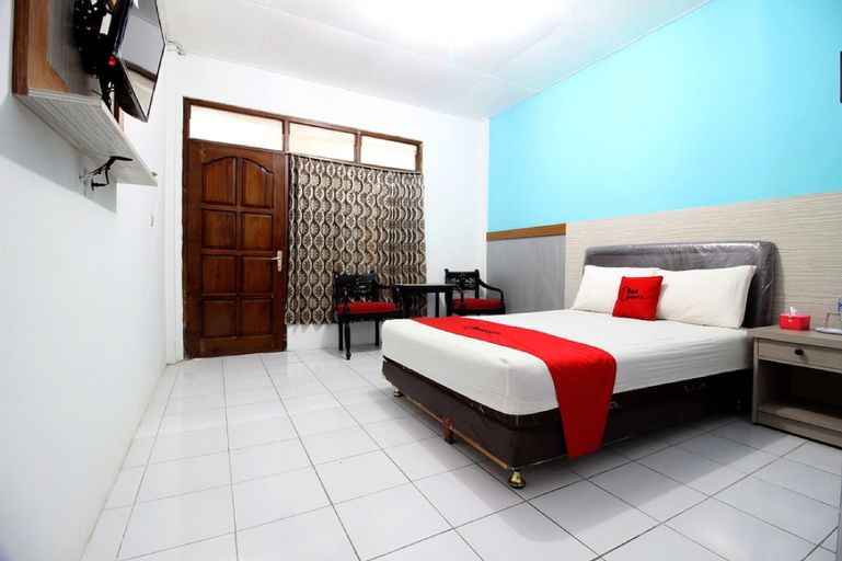 RedDoorz Plus Syariah near Lempuyangan Station 3, Yogyakarta
