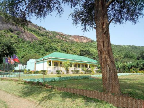 Green Oasis Guest House and Tours, Agago