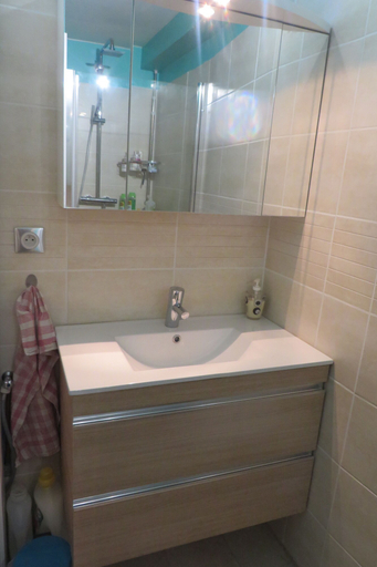 Bathroom 3, Au Chateau de Villelongue B&B, Aude