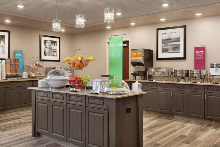 Food & Drinks 5, Ramada by Wyndham - St Paul, Division No. 12
