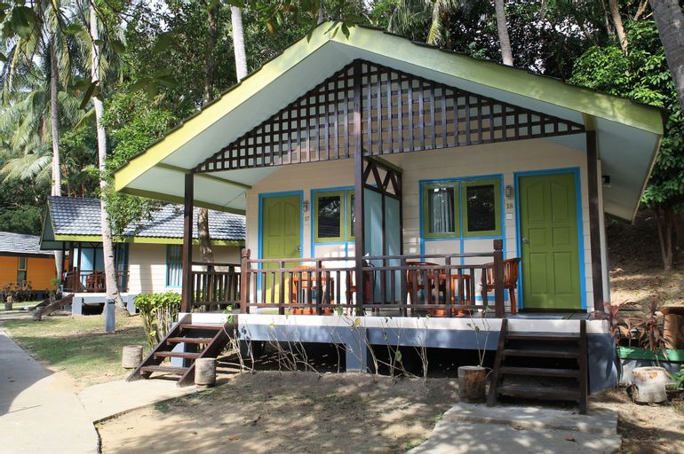 Nirwana Beach Club, Bintan