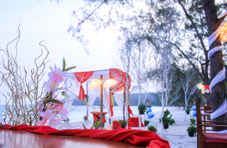 Long Set Resort, Botum Sakor