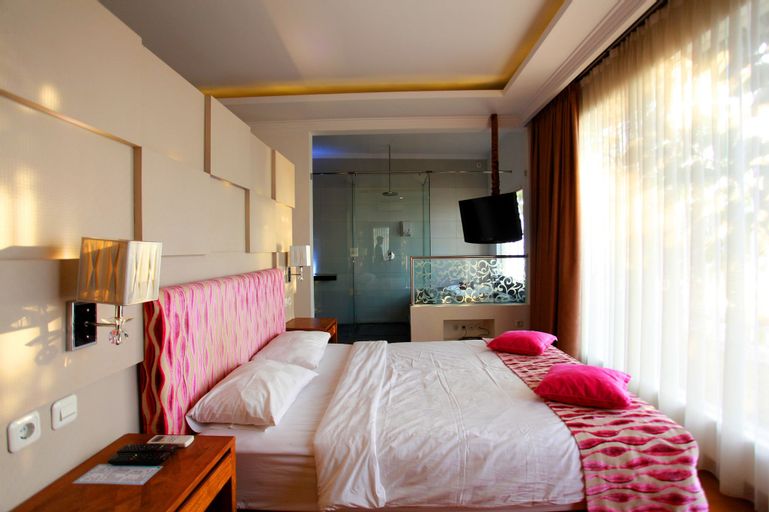 Ocean View Residence Hotel Jepara, Jepara