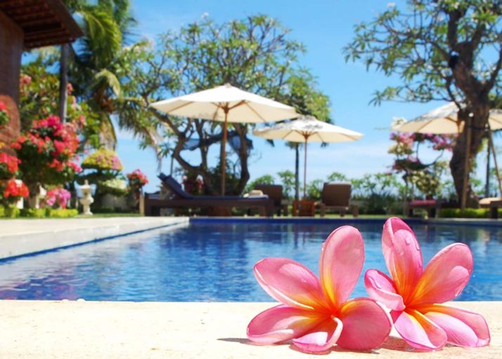 Frangipani Beach Hotel, Buleleng