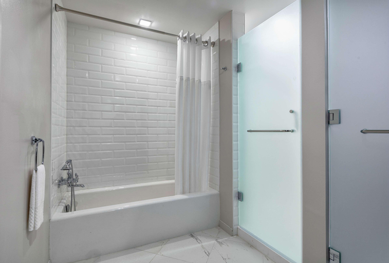 Bathroom 4, Higgins Hotel, Curio By Hilton, Orleans