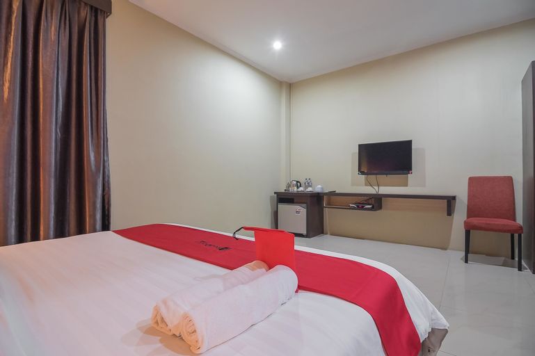 RedDoorz Plus @ Tanjung Pandan Belitung 2, Belitung