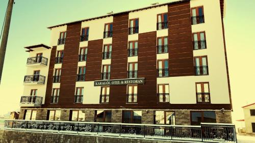 Bektas Karagol Otel, Dereli