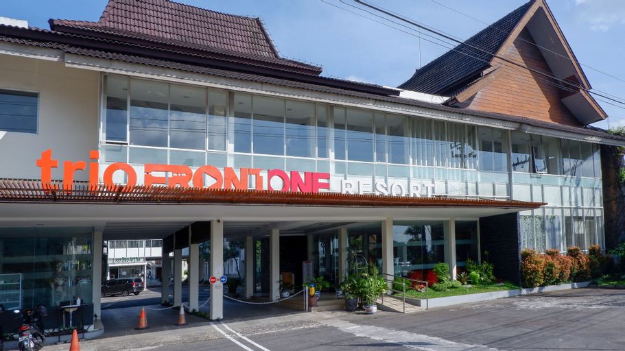 Front One Resort Magelang, Magelang