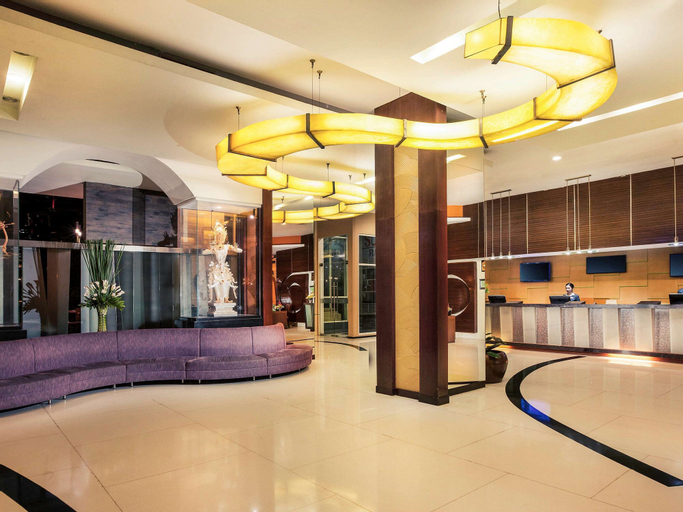 Mercure Surabaya, Surabaya