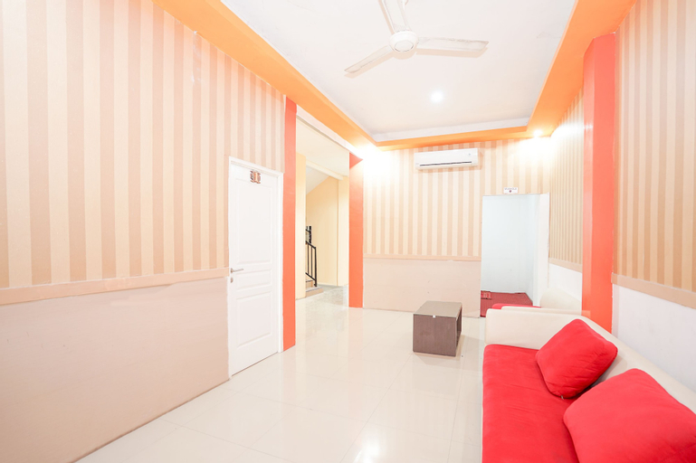 OYO 223 Penginapan Nabila Syariah, Sidoarjo