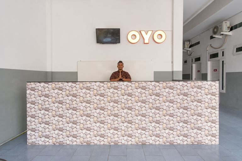 OYO 447 Hutasimo Residence, Medan